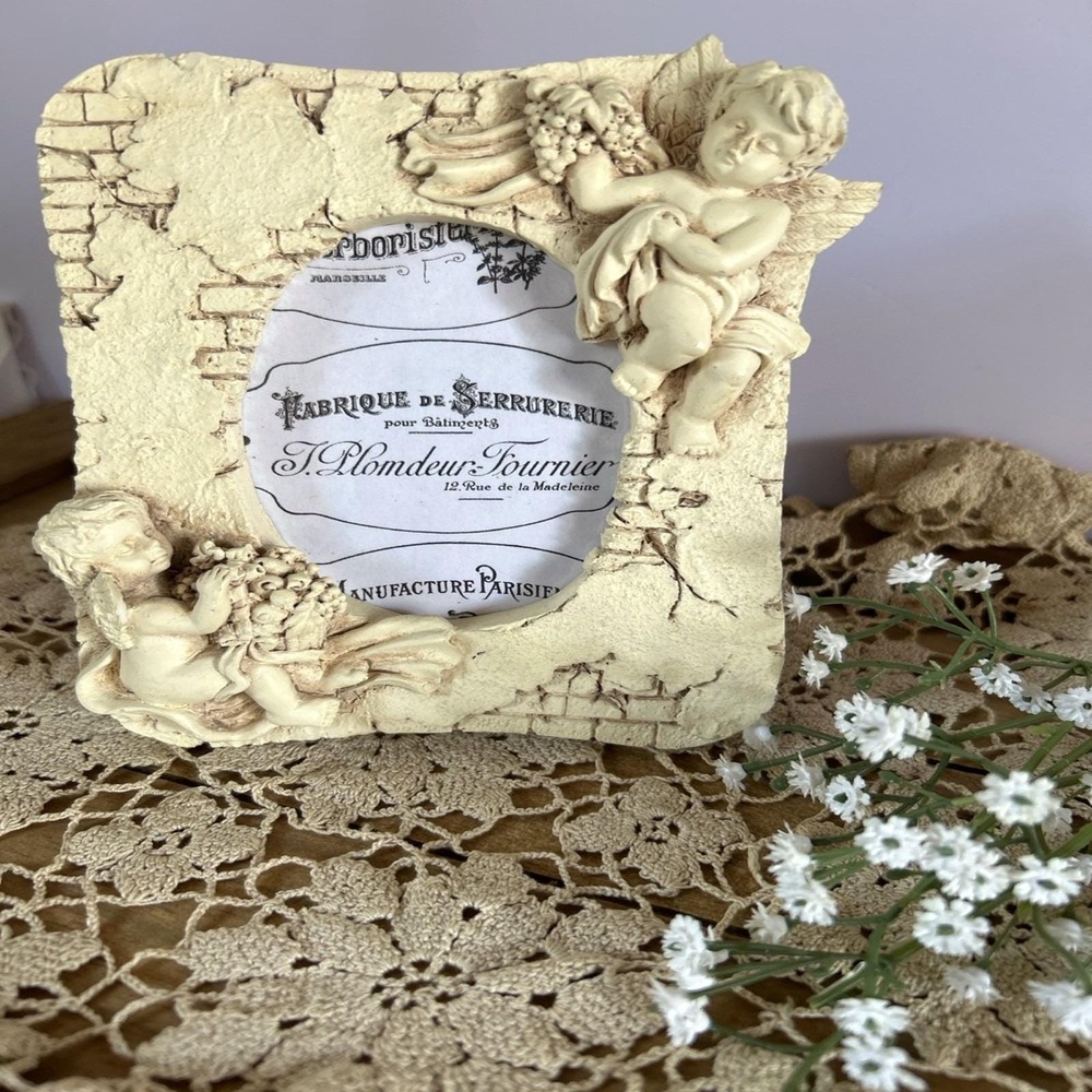 Vintage Cherub Photo Frame French Cottage Shabby Chic Angel Decor